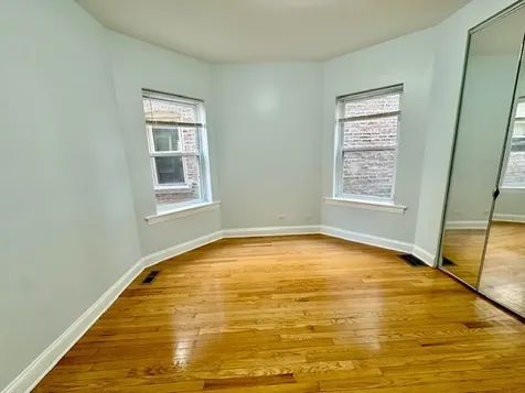 5618 North Artesian Avenue Chicago IL 60659