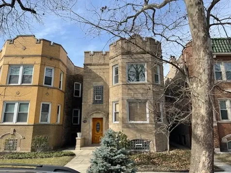 5618 North Artesian Avenue Chicago IL 60659