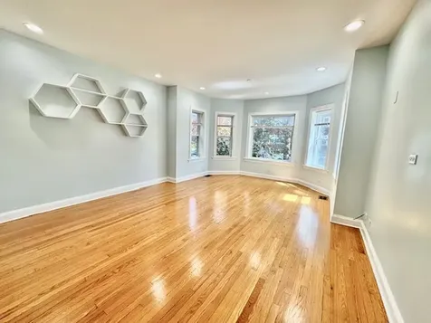 5618 North Artesian Avenue Chicago IL 60659