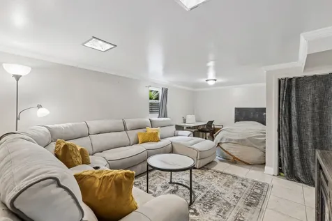 552 Burton Avenue Highland Park IL 60035