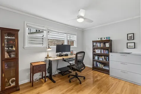 552 Burton Avenue Highland Park IL 60035