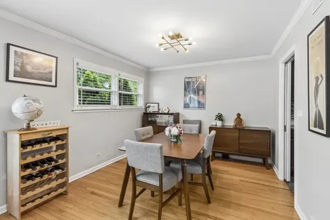 552 Burton Avenue Highland Park IL 60035