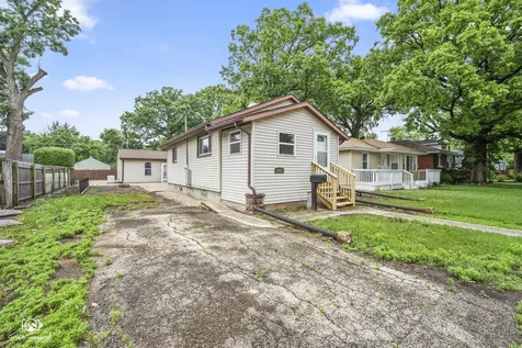 413 South May Street Joliet IL 60436