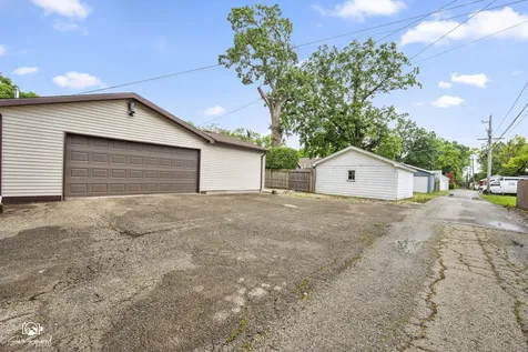 413 South May Street Joliet IL 60436