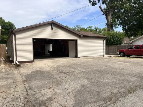 413 South May Street Joliet IL 60436
