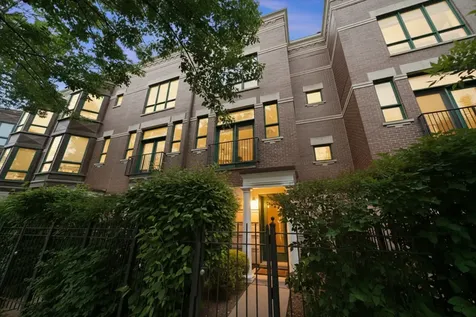 1225 North Sedgwick Street Chicago IL 60610