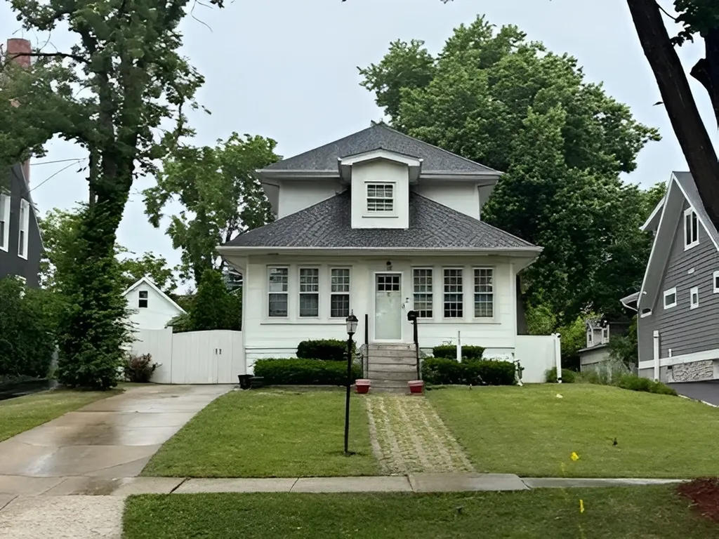 333 East Chicago Avenue Hinsdale IL 60521
