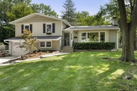 6949 Meadowcrest Drive Downers Grove IL 60516
