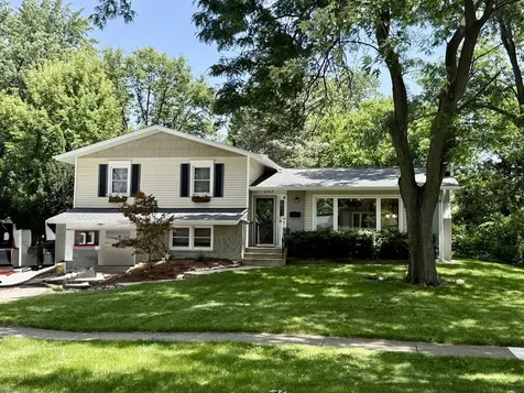 6949 Meadowcrest Drive Downers Grove IL 60516