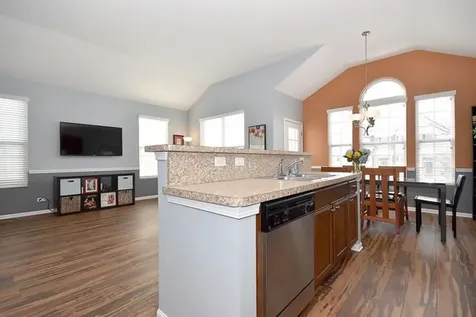 6541 Lilac Boulevard Hanover Park IL 60133