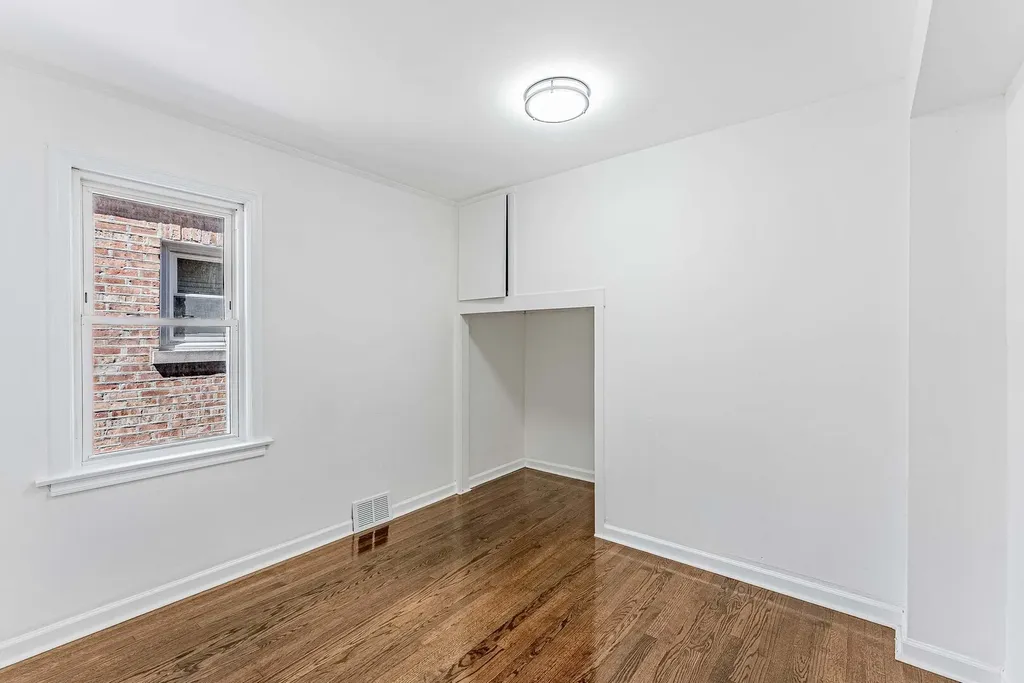 1935 North Natoma Avenue Chicago IL 60707