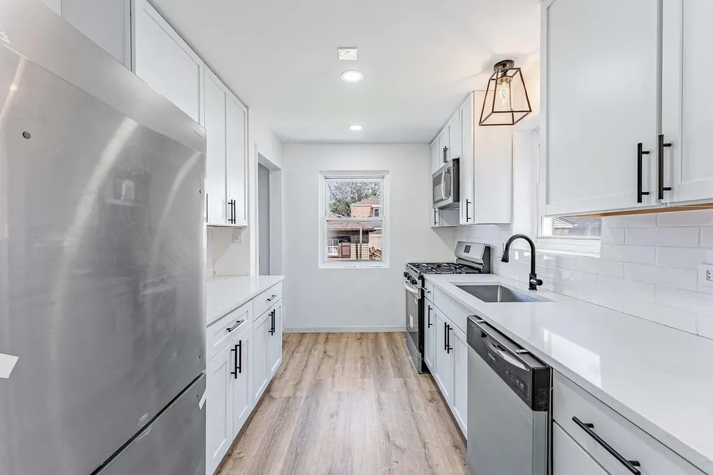 1935 North Natoma Avenue Chicago IL 60707