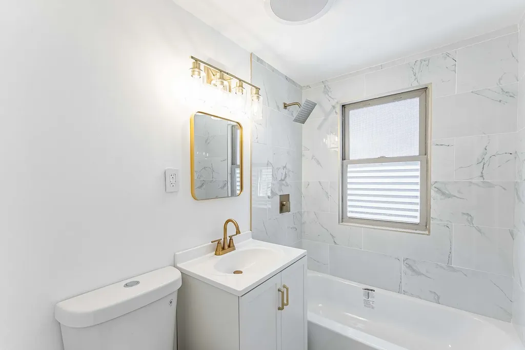 1935 North Natoma Avenue Chicago IL 60707
