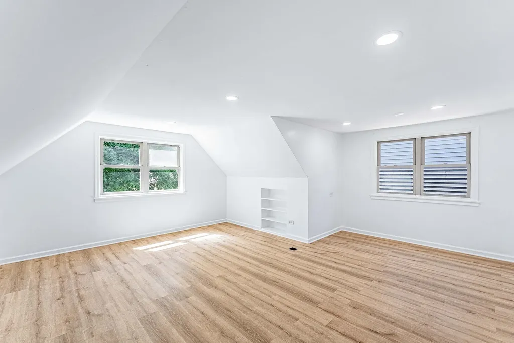 1935 North Natoma Avenue Chicago IL 60707