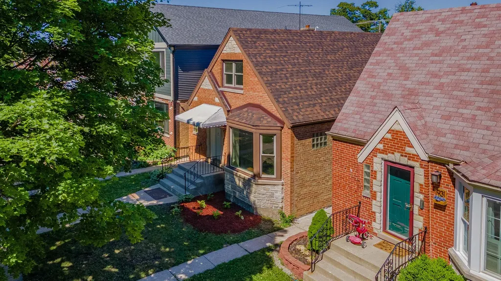 1935 North Natoma Avenue Chicago IL 60707