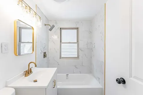 1935 North Natoma Avenue Chicago IL 60707