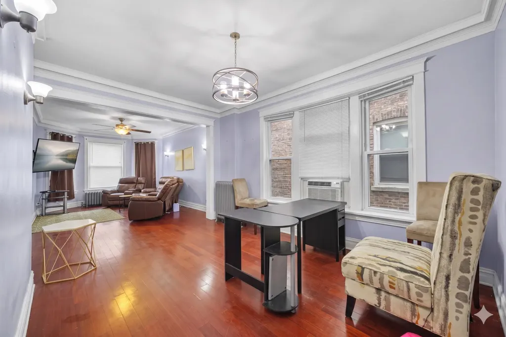 3933 West Grenshaw Street Chicago IL 60624