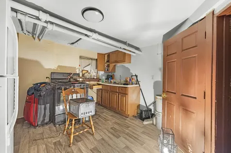 3933 West Grenshaw Street Chicago IL 60624