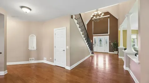 39571 Orchard Bluff Lane Wadsworth IL 60083