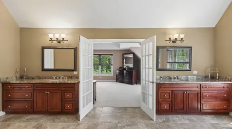 39571 Orchard Bluff Lane Wadsworth IL 60083