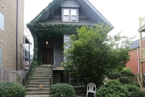 3243 North Kenmore Avenue Chicago IL 60657