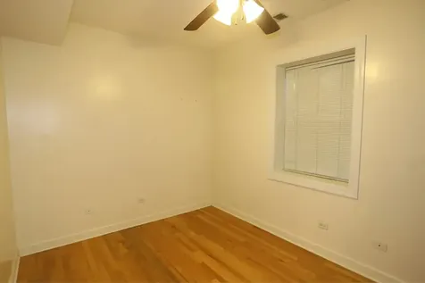 3243 North Kenmore Avenue Chicago IL 60657