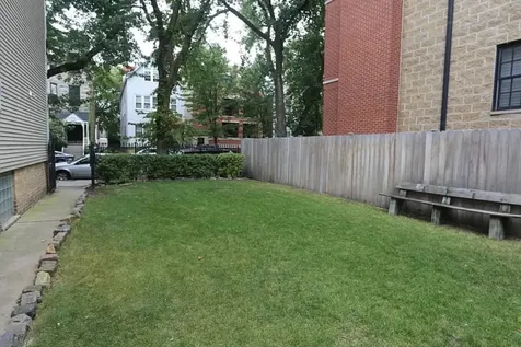 3243 North Kenmore Avenue Chicago IL 60657