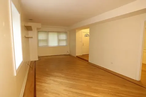 3243 North Kenmore Avenue Chicago IL 60657