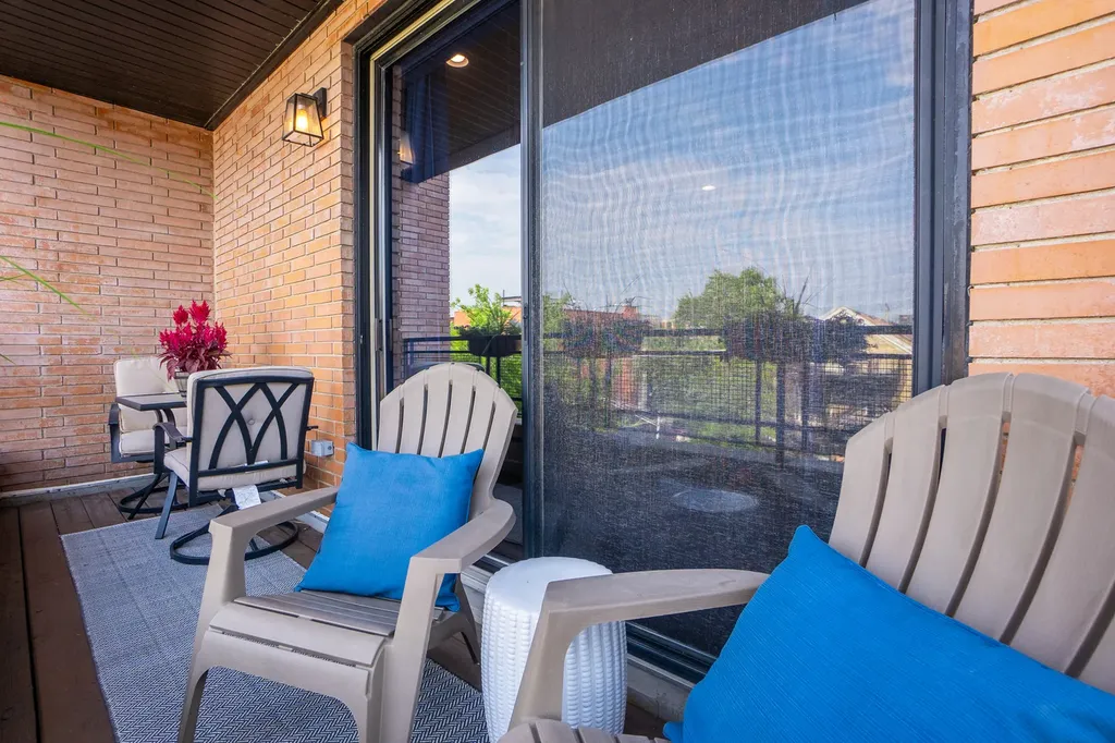 1641 West Pearson Street Chicago IL 60622