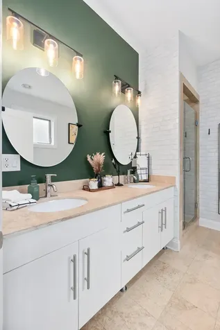1641 West Pearson Street Chicago IL 60622