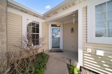 2370 Carillon Drive Grayslake IL 60030