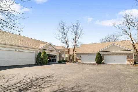 2370 Carillon Drive Grayslake IL 60030