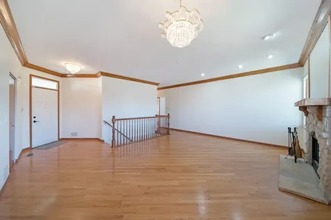 2370 Carillon Drive Grayslake IL 60030
