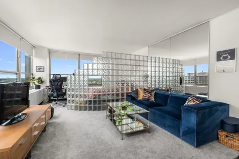 3550 North Lake Shore Drive Chicago IL 60657