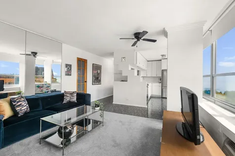 3550 North Lake Shore Drive Chicago IL 60657
