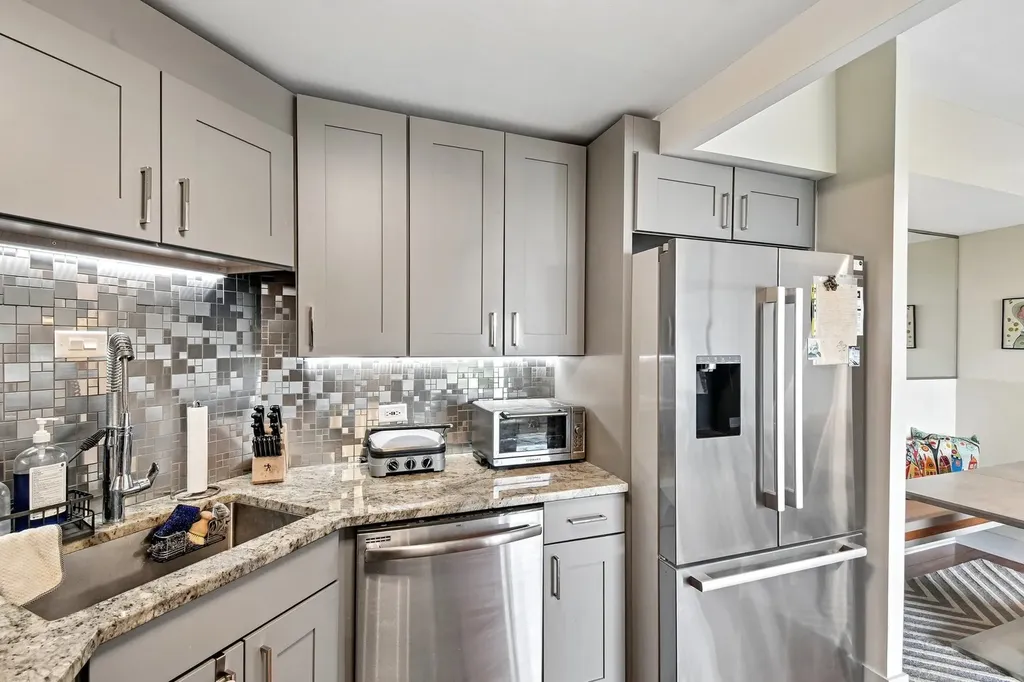 3200 North Lake Shore Drive Chicago IL 60657