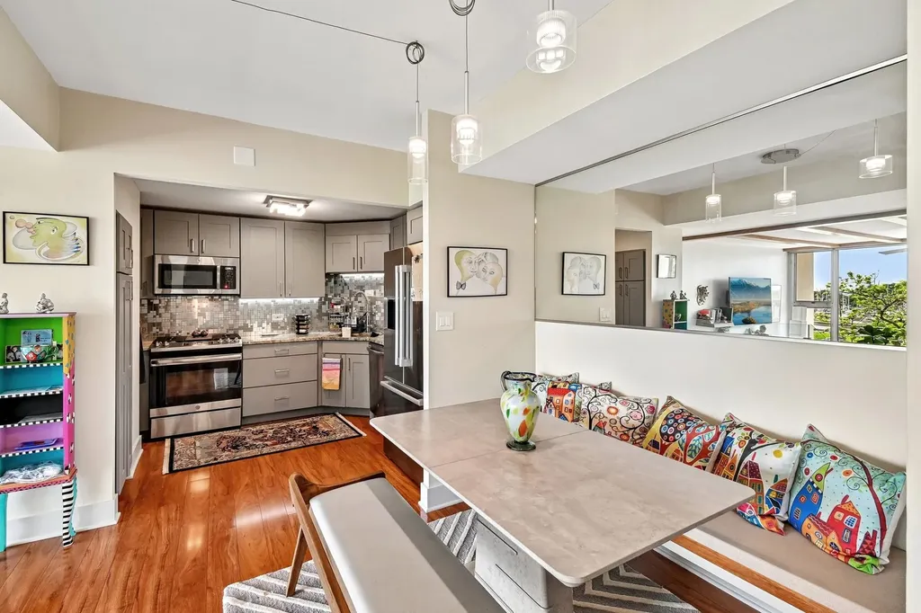 3200 North Lake Shore Drive Chicago IL 60657