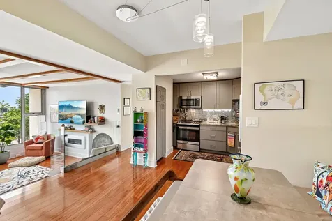 3200 North Lake Shore Drive Chicago IL 60657