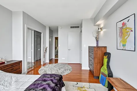 3200 North Lake Shore Drive Chicago IL 60657