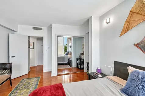 3200 North Lake Shore Drive Chicago IL 60657