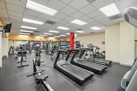 3200 North Lake Shore Drive Chicago IL 60657