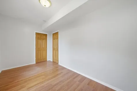 4541 North Western Avenue Chicago IL 60625