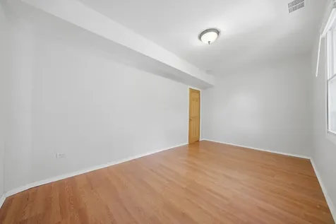 4541 North Western Avenue Chicago IL 60625
