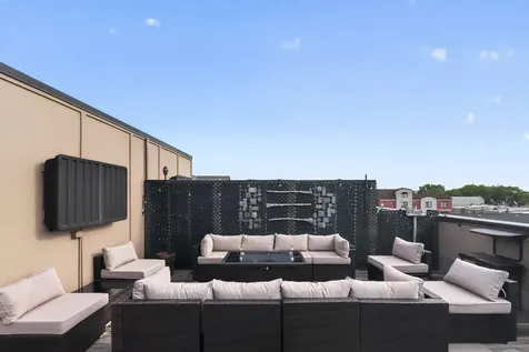4816 South Saint Lawrence Avenue Chicago IL 60615