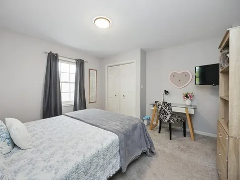 2533 East Chesapeake Place Westchester IL 60154