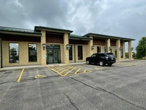 2128 Midlands Court Sycamore IL 60178