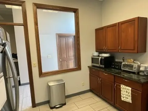 2128 Midlands Court Sycamore IL 60178
