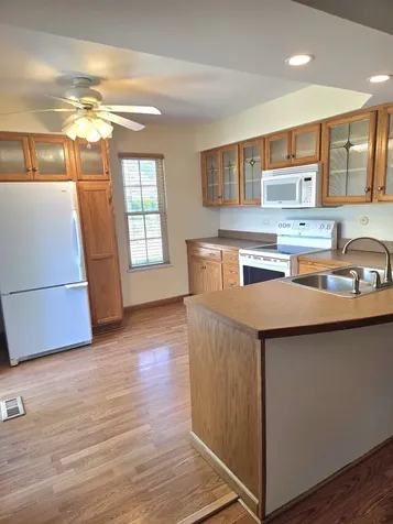 614 Dunham Road Gurnee IL 60031