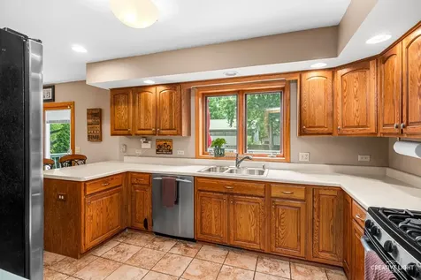 37W907 Bowes Road Elgin IL 60124