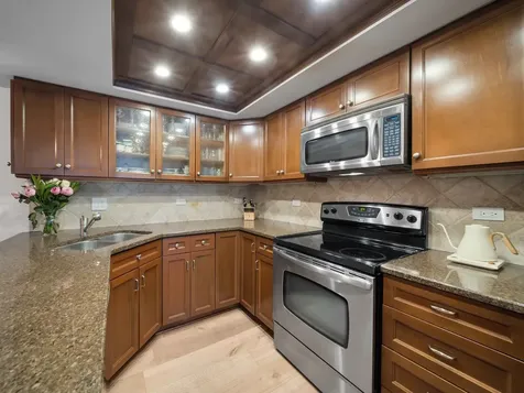 702 North Waukegan Road Glenview IL 60025